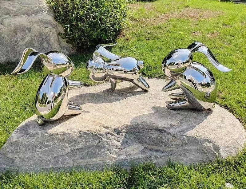 Escultura de coelho em aço ino - Gardening Tools Sketch avaliação e preço