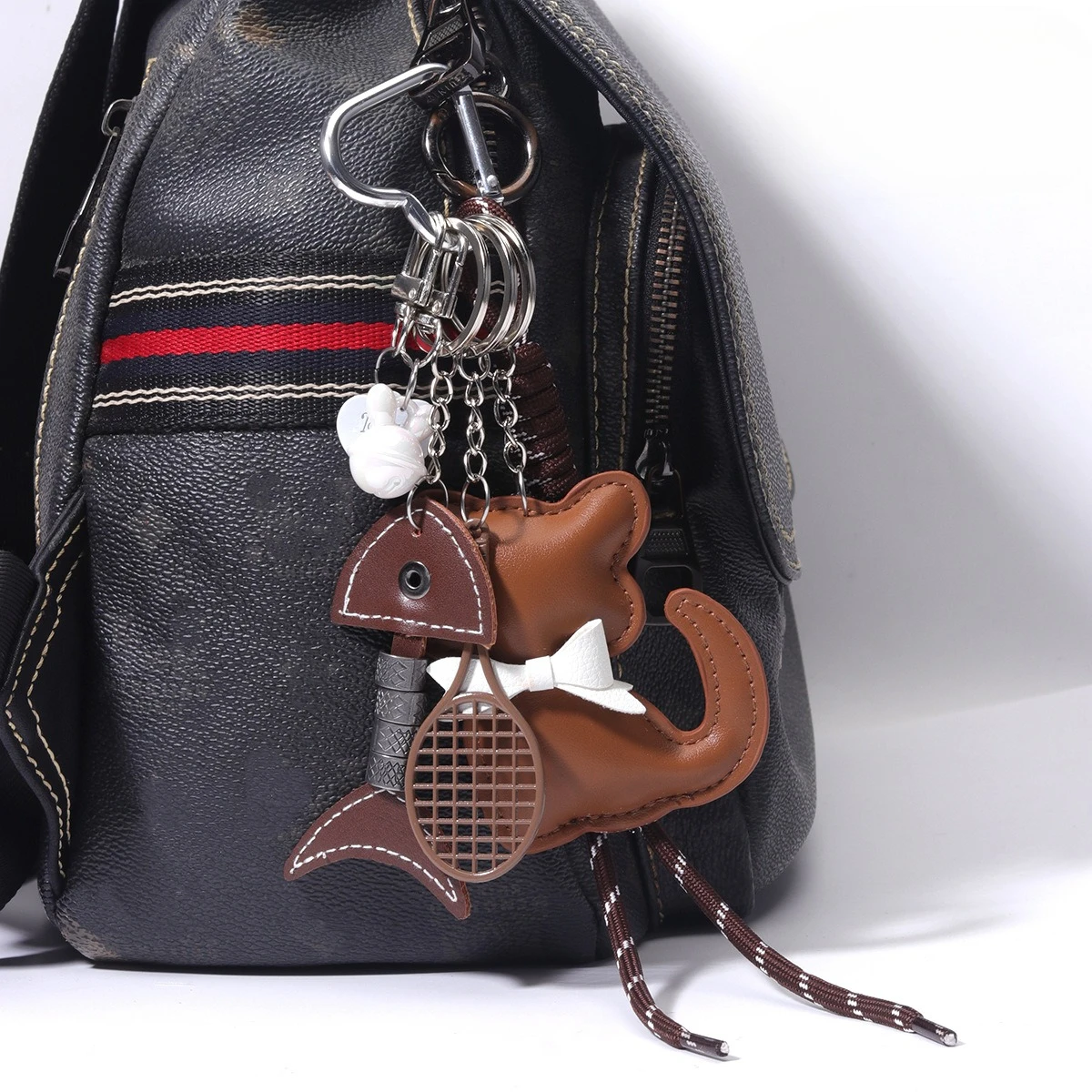 pingente-de-gato-de-pelucia-de-couro-pu-com-cordao-de-nylon-e-chaveiro-de-peixe-tenis-pat-com-pingente-de-arco-de-amor-acessorios-diy