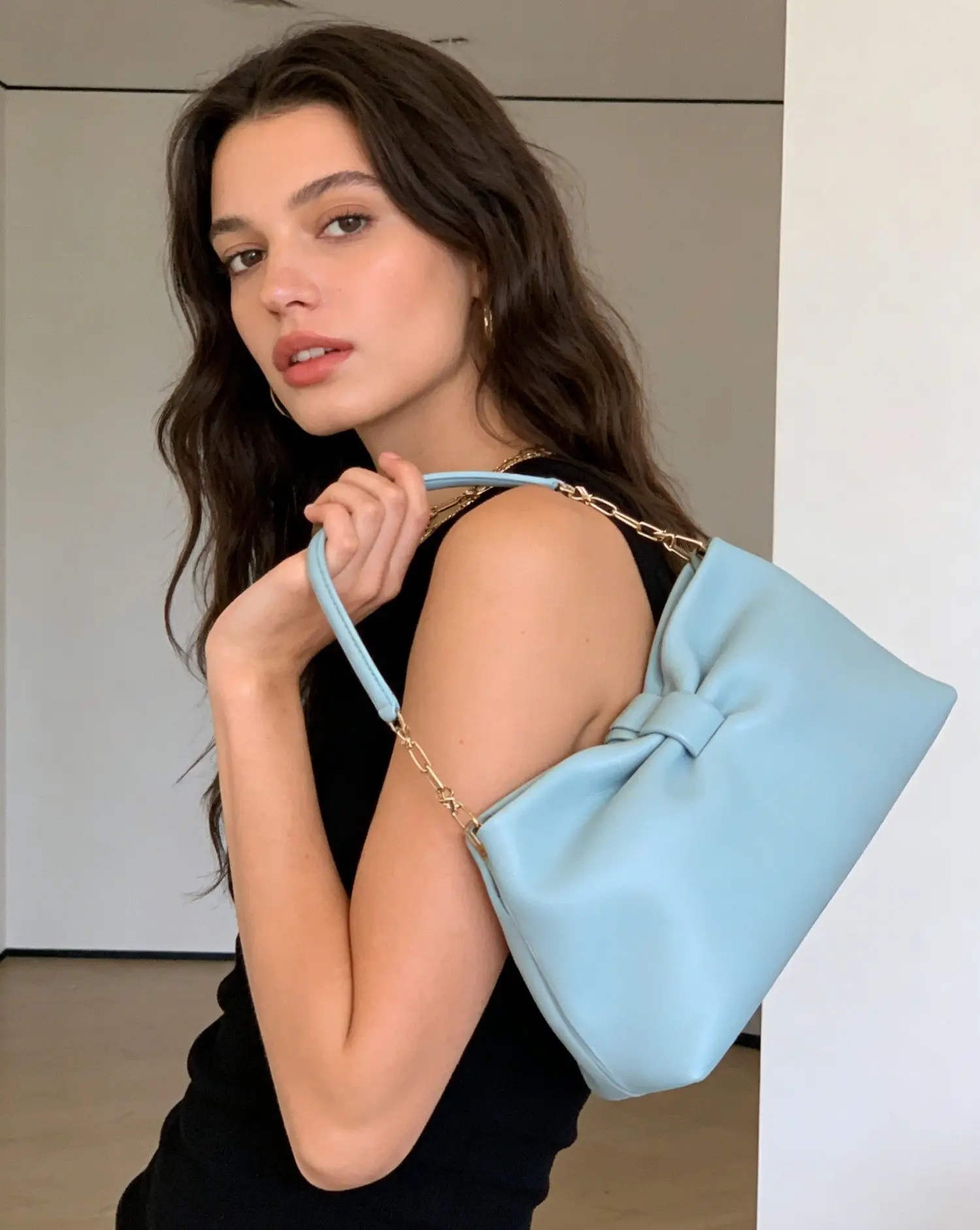 

Fashion Chain Shoulder Handbag And Purse Korean Style Trend Bucket Crossbody Bag Versatile Travel Bolsos