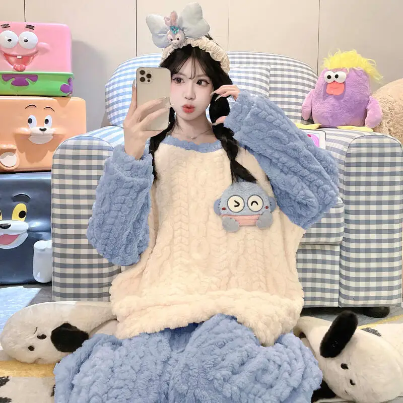 漫画ぬいぐるみパジャマセットちいかわかわいいハローキティ女性秋冬暖かい快適なラウンドネックかわいいラウンジ服スーツ