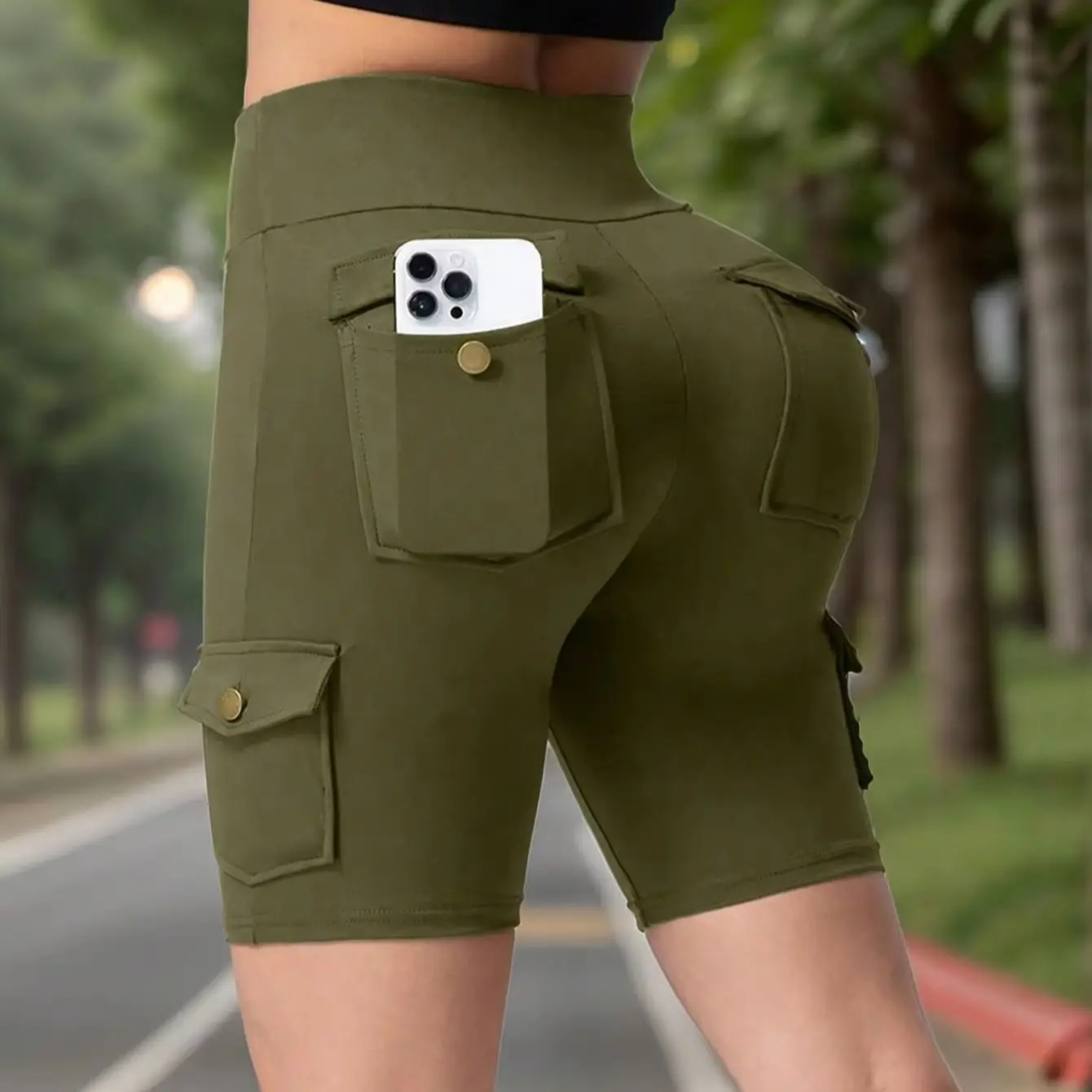 

Camouflage Printed Women Butt Lifting Shorts With Pockets Tummy Tight Elastic Slim Outdoor Running Workout Shorts Streetwear