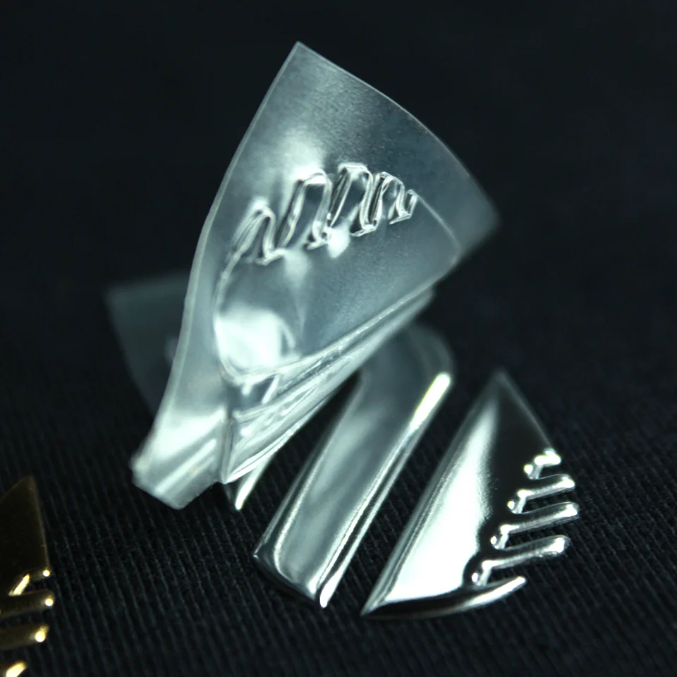 Custom Golden 3D LOGO TPU Patch Iron on Clothing Glossy Heat Transfer Silicon Label for Garment PVC Sticker Free Design