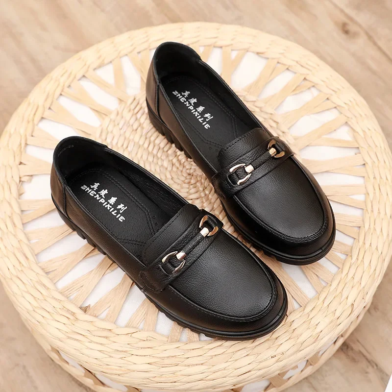 Women Shoes Flats Leather Sneakers Women  Comfortable Female Casual Walking Footwear Fashion Large Size Loafers Shoes Women