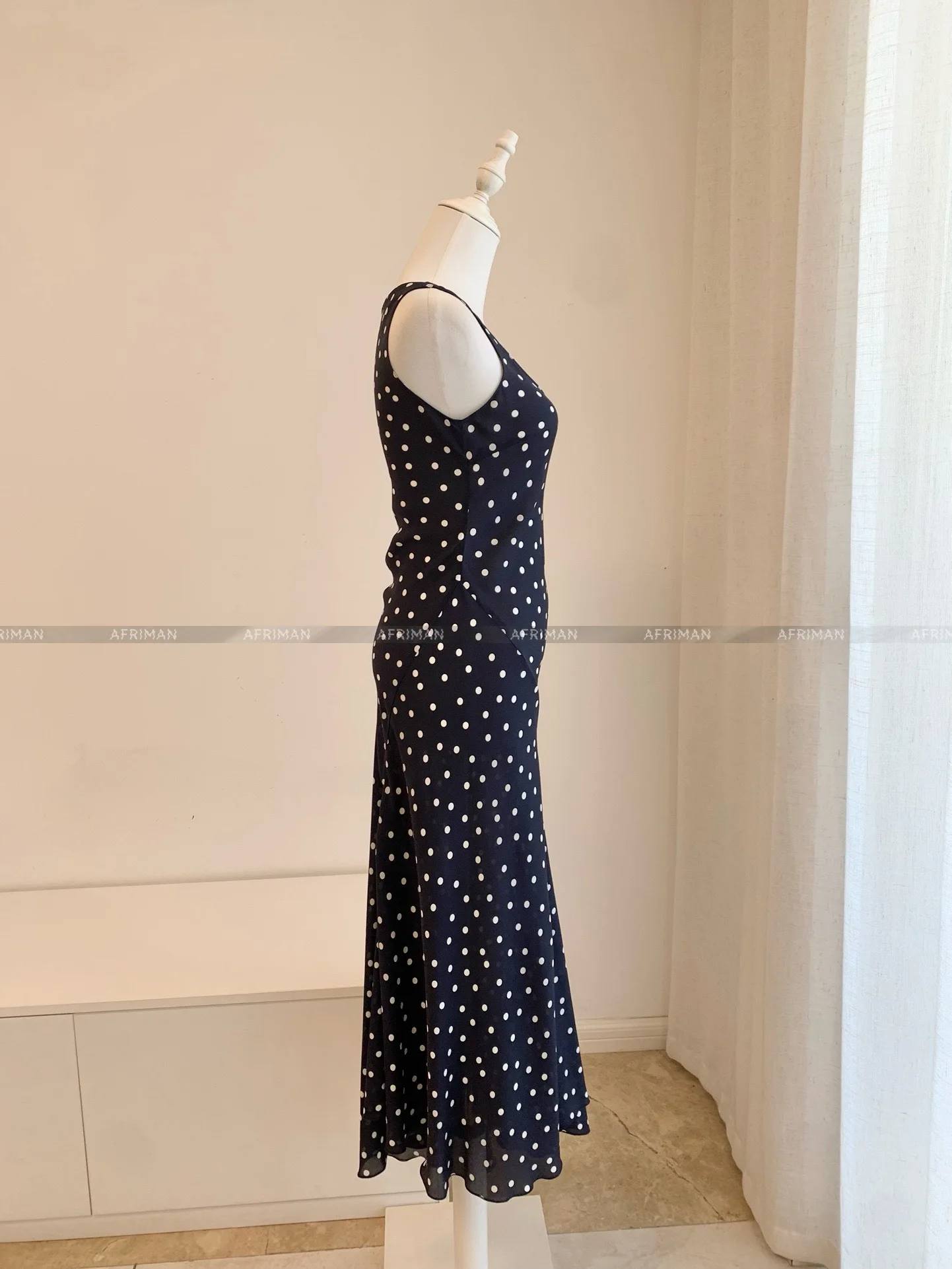 Women Retro Dot Print Sleeveless 100% Silk Irregular Maxi Dress