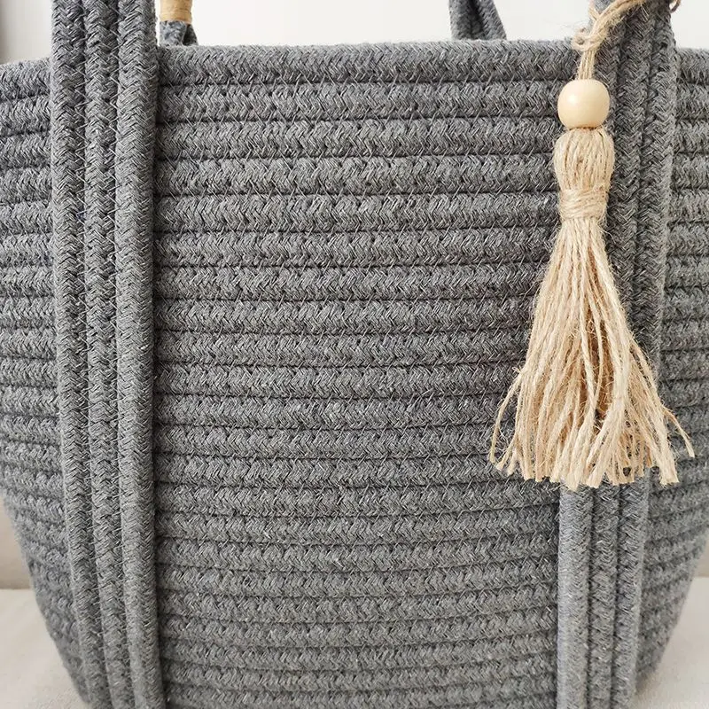 Borse da donna New Ins Simple Fashion Versatile borsa in corda di cotone intrecciata borsa in paglia borsa da spiaggia per le vacanze borse 2024