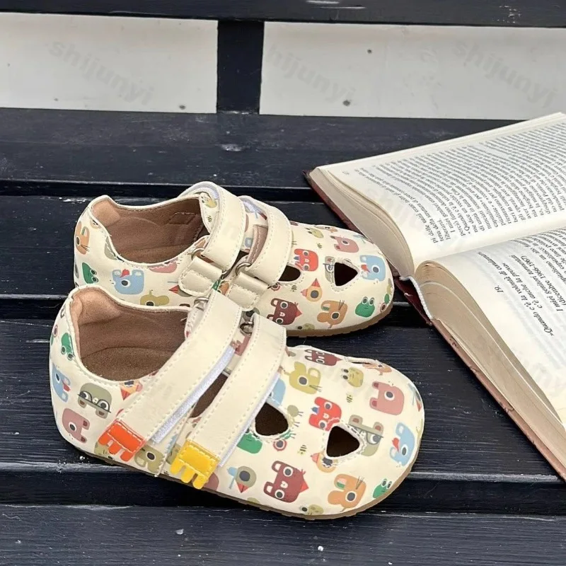 

Spring Children's Soft Soled Casual Shoes 2025 New Fashion Trend Hollow Breathable Baby' Shoes Cartoon Designed Sports Sneakers