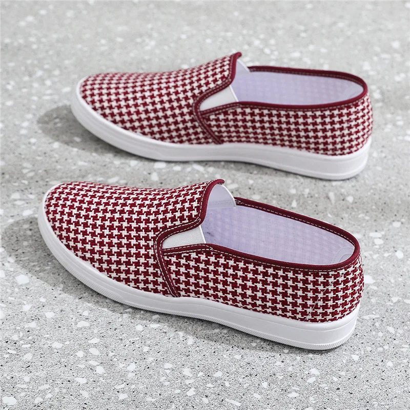 Spring New Old Beijing Cloth Shoes Women Flat Canvas Shoes Student Mother Sneakers Slip on Slip Ons for Women