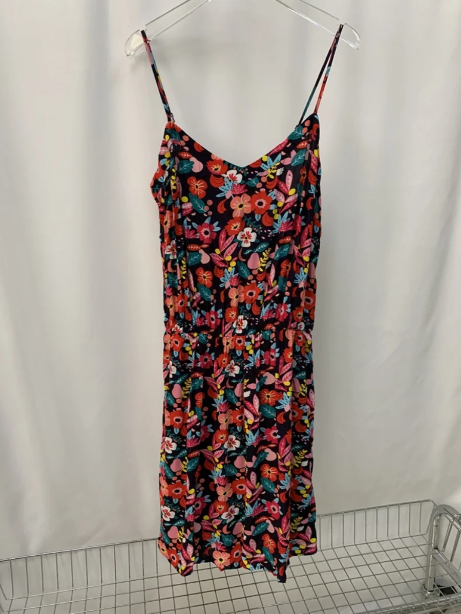 เดรสลายดอกไม้ทรงเอไลน์เอวสูงสไตล์ลำลองสำหรับผู้หญิง รุ่น V-Ne Svel Dr