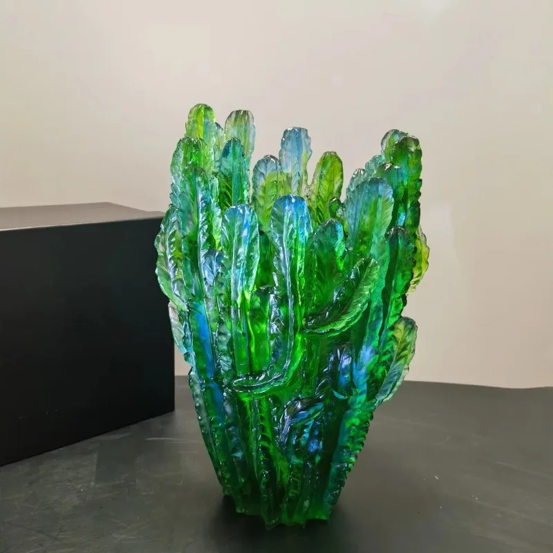 Luxury Handmade Bacarat Crystal Glass Cactus Vase Custom Color High-end Crystal Bottle Home Decor for Tabletop Display