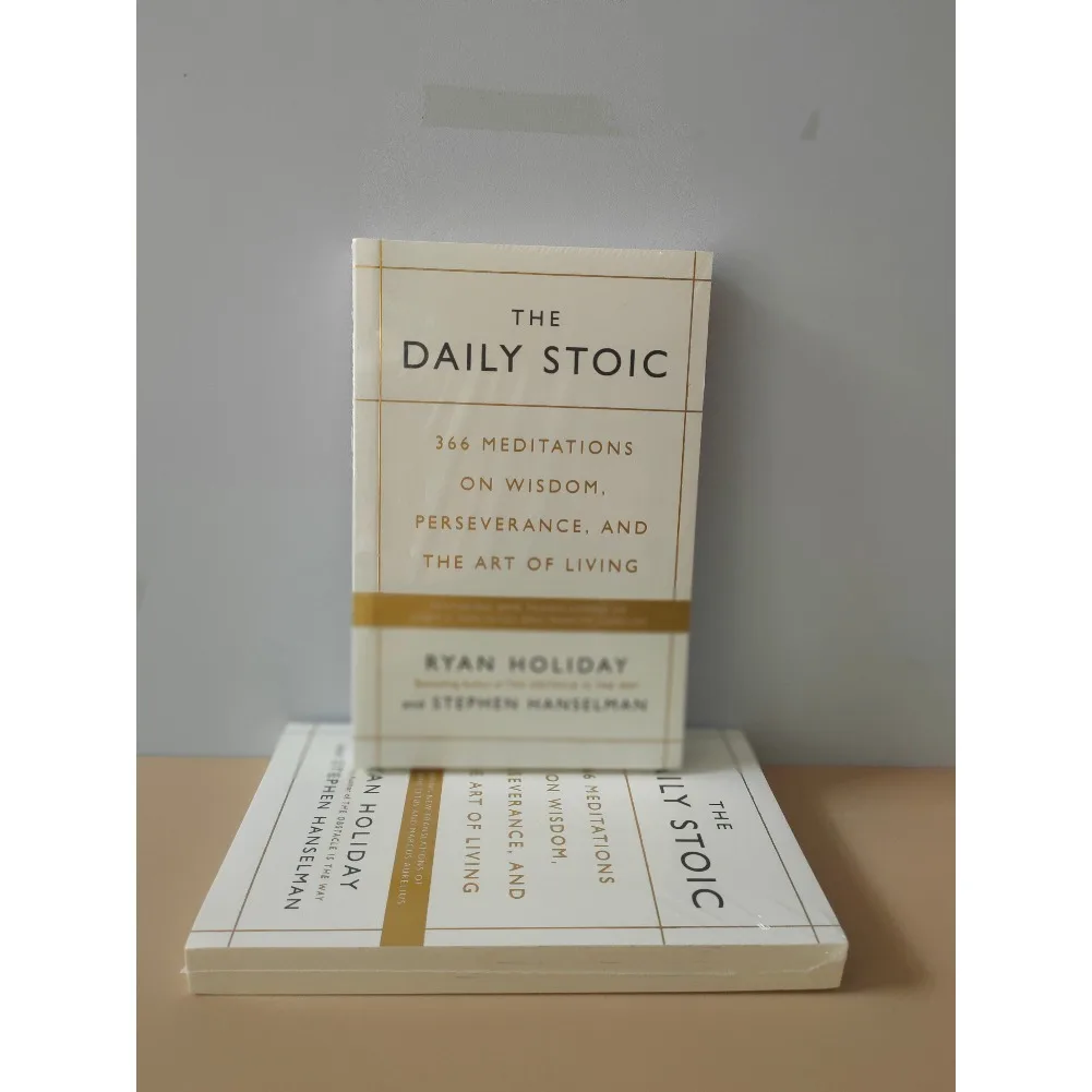 The Daily Stoic بقلم Ryan Holiday 366 Meditations on Wisdom Perseverance and the Art of Living Book Libros