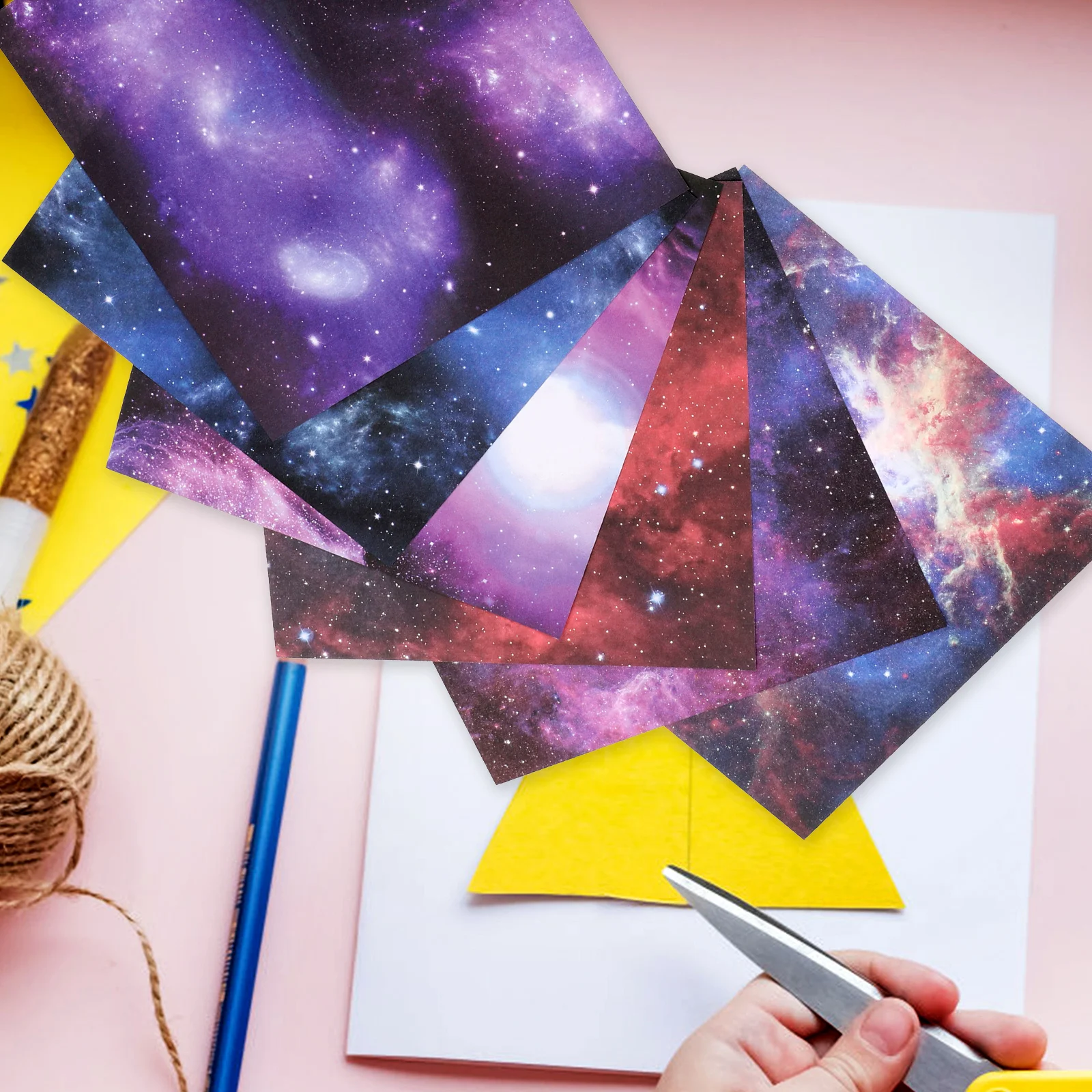 

200 Sheets Paper Double Sided Colored Square DIY Kids Crafts Folding Decorative Art Project Supplies
