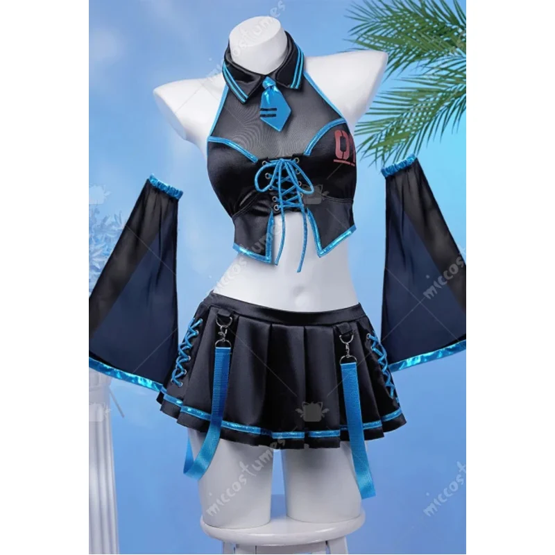 

Miccostumes Вокальный дерзкий купальник из двух частей, комплект бикини, топ с лямкой на шее и юбка, купальный костюм с рукавами og;5