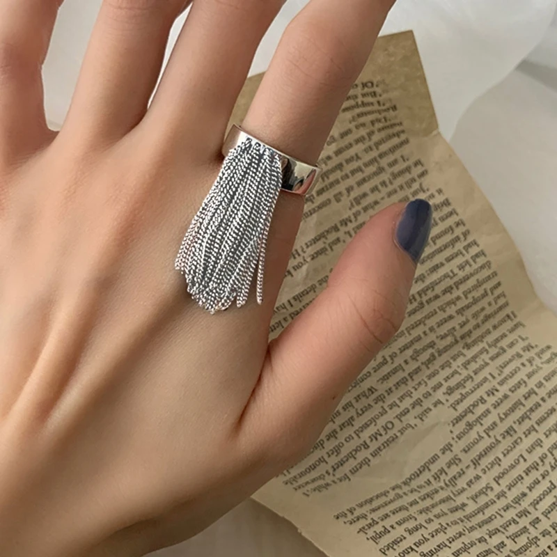 Silver Color Tassel Chain Ring for Women Trendy Elegant Charm Vintage Creative Unique Design Personality Ring Party Jewelry