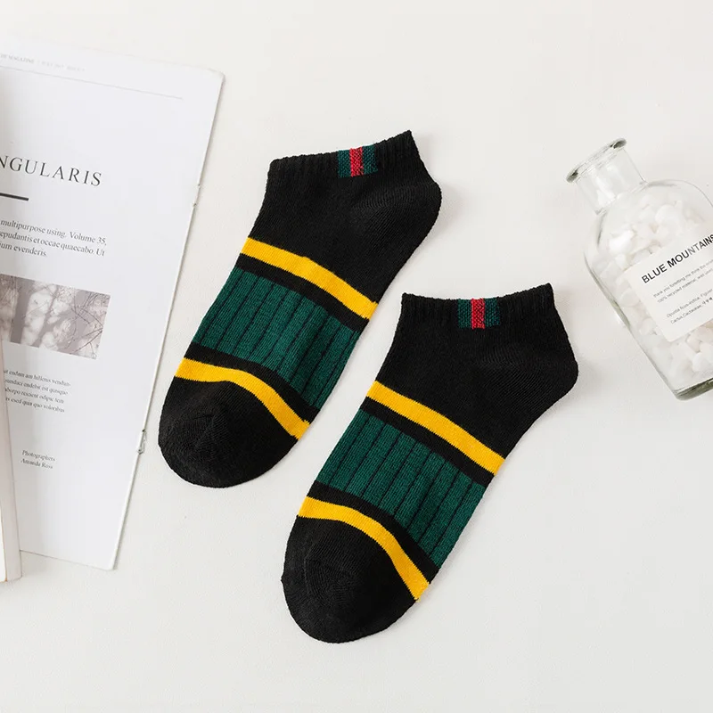 5 Paar lässige Herren-Bootssocken, einfache, schweißabsorbierende, atmungsaktive, vertikale, parallele Streifen, Ovement-Röhrensocken