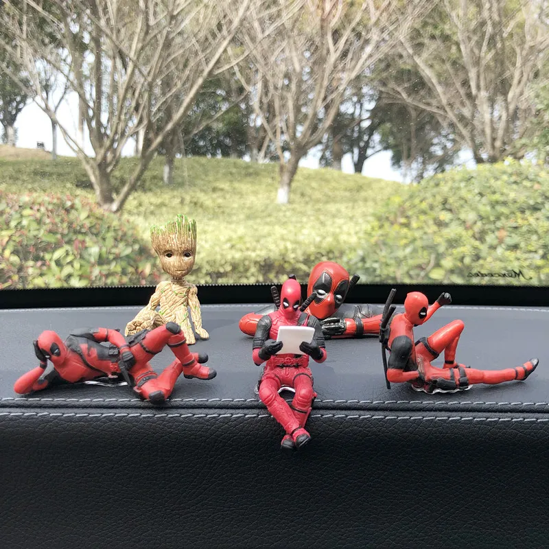 Anime Deadpool Action Figure Auto Innen Dekoration Spielzeug Sitzen Modell X-Men Mini Figur Anhänger Auto Zubehör Kinder Geschenk