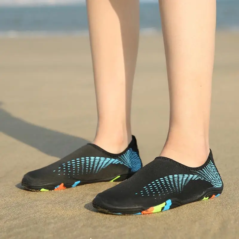 

Couple Aqua Shoes Aqua Socks Unisex Water Shoes Non-Slip Beach Shoes Pilates Swim