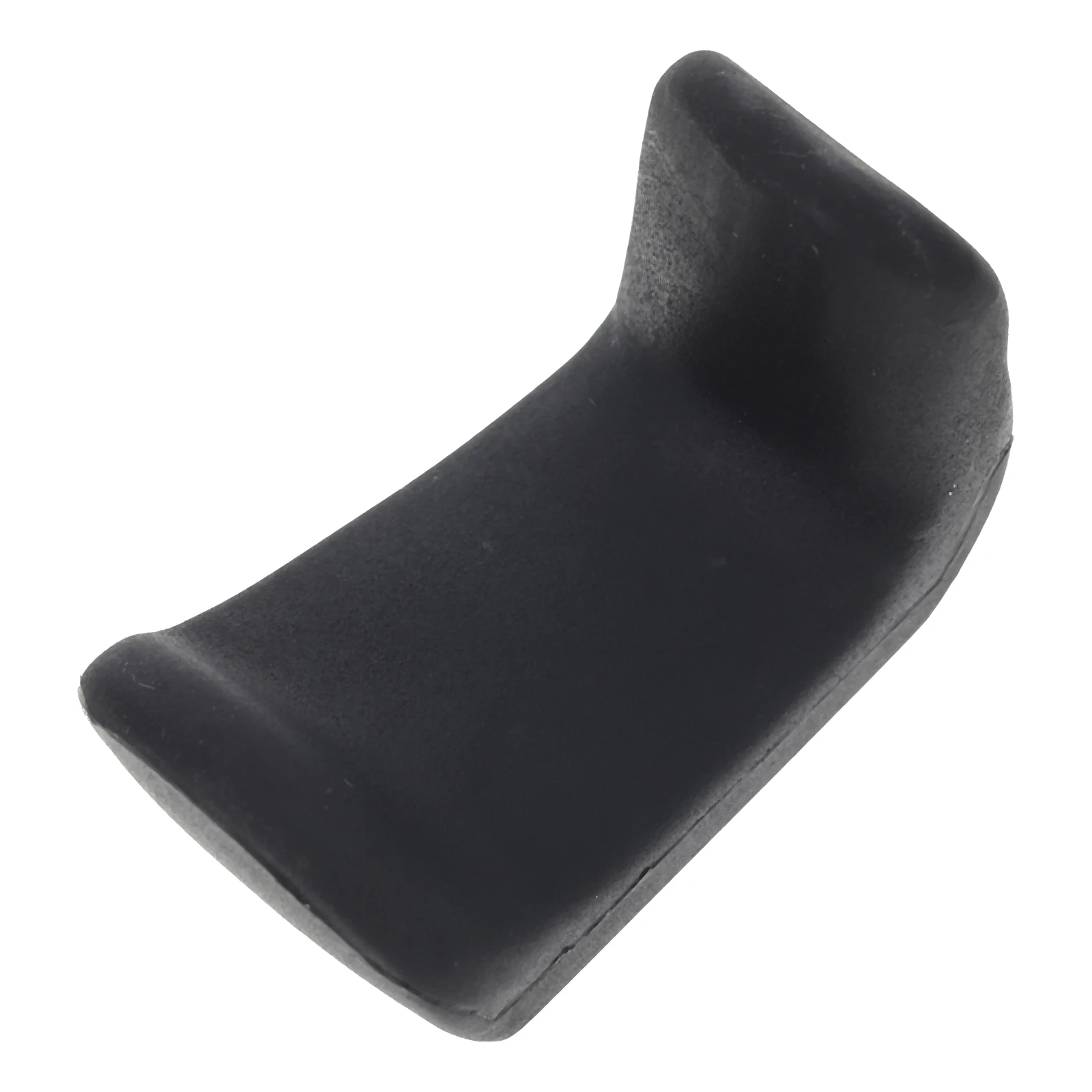 قطعة واحدة من وسادة مسند الإبهام الكلارينيت المطاطية السوداء تصميم مريح لعقد ثابت وأداء اللعب المحسن