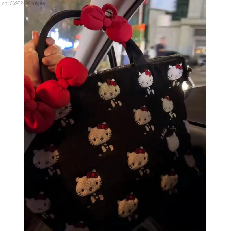 Hello Kitty Embroidered Fleece Large Capacity Handheld Bag Cute Fashion Armpit Bag Niche Design Portable Versatile Storage Bag