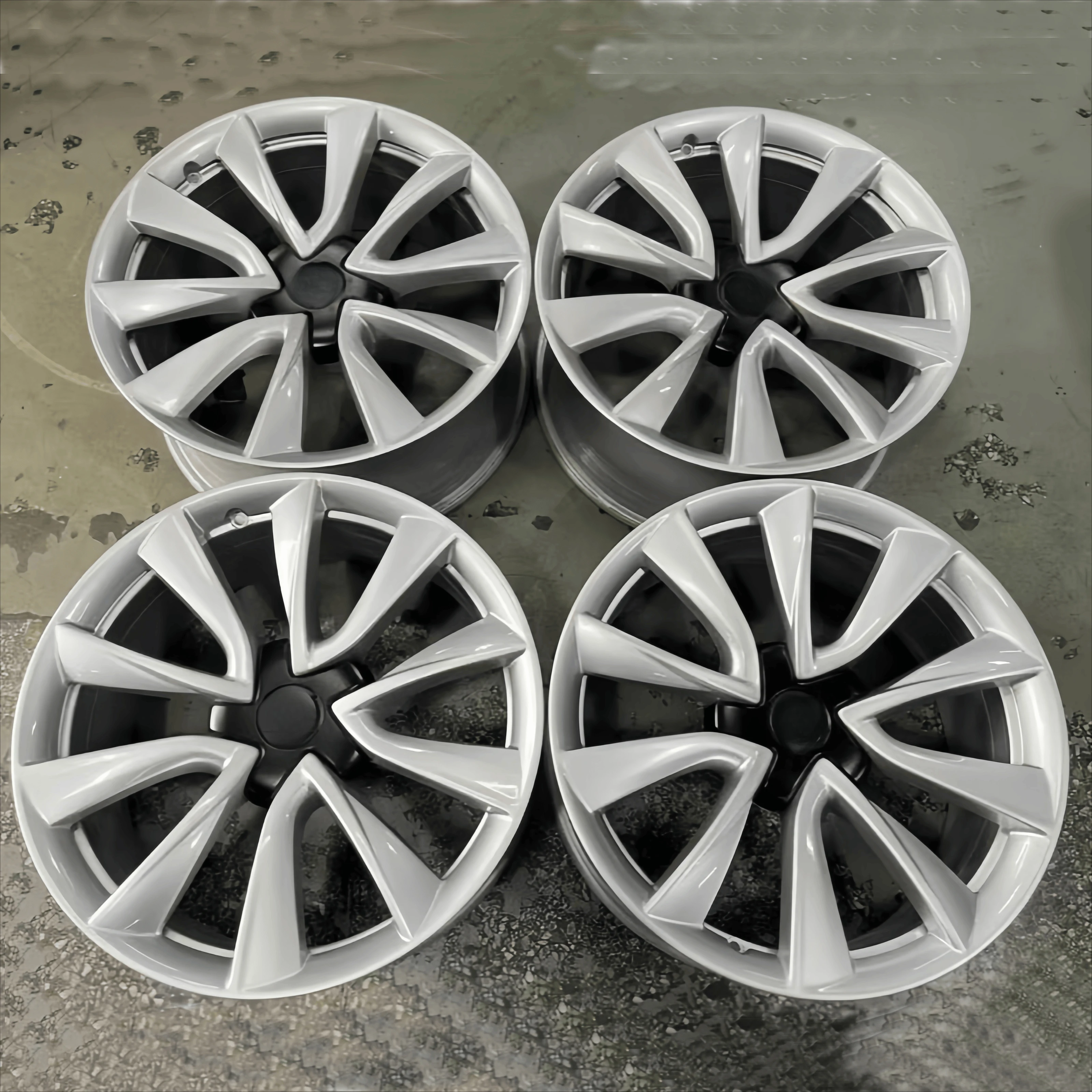 

Suitable for 19-inch wheel assembly, original high-quality forged aluminum alloy wheels, tires and hubcaps