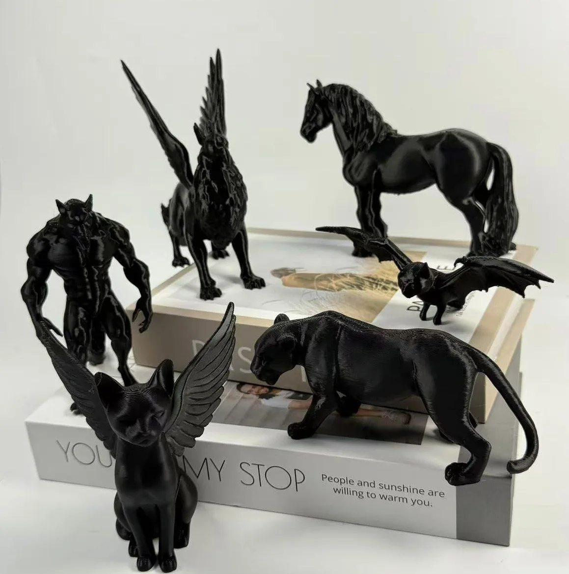 Black Panther and Werewolf Statues Desktop Decoration Creative Gifts Car Dashboard Bonsai Decoration for Halloween and Thanksgiv