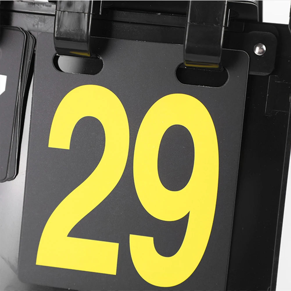 للحفاظ على النتيجات للوحة النتائج للاستخدام على الطاولة مصممة لكرة القدم لكرة السلة وأكثر سهلة القراءة من المسافة