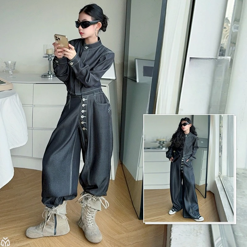 

Корейский дизайн, комплект джинсовой одежды для девочек-подростков, ковбойская куртка с воротником-стойкой + широкие брюки на пуговицах, костюм из 2 предметов для младшего ребенка, детская одежда