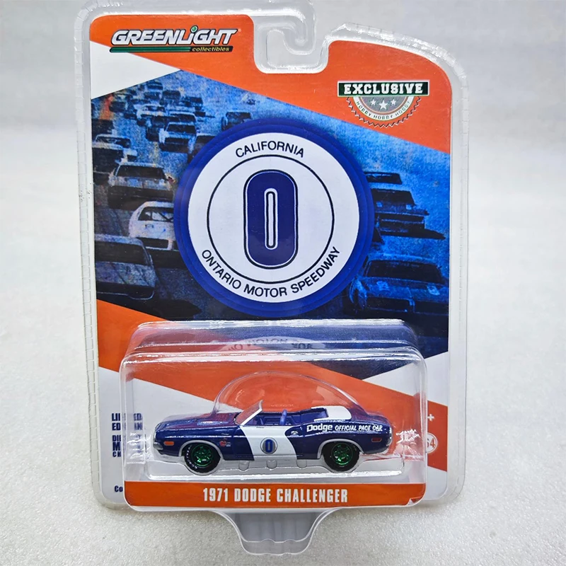 Greenlight 1:64 Dodge Challenger Convertible Official Travel Instead Series Alloy Die Casting Model Collect Ornaments