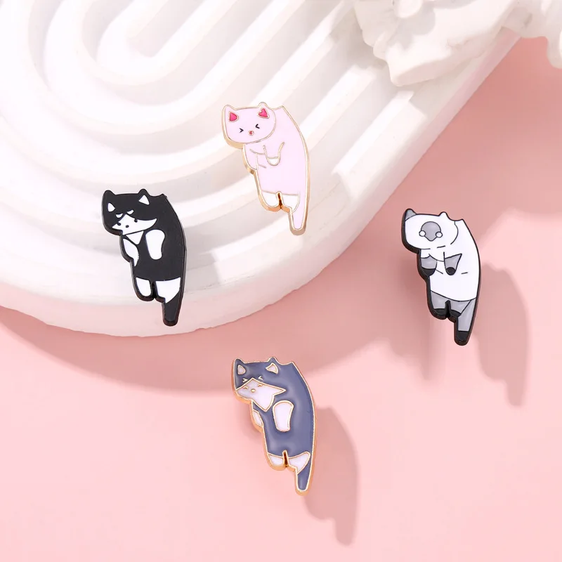 Hanging lazying cat Enamelled Brooches Funny Cartoon Pins Backpack Lapel Badges Fashion Jewelry Accessories Festival Souvenir Gi