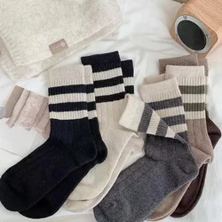 Fashion Korea Harajuku Socks Winter Warm Hip Hop Skateboard Sock Women Retro Striped Middle Tube Breathable Cotton Calcetines
