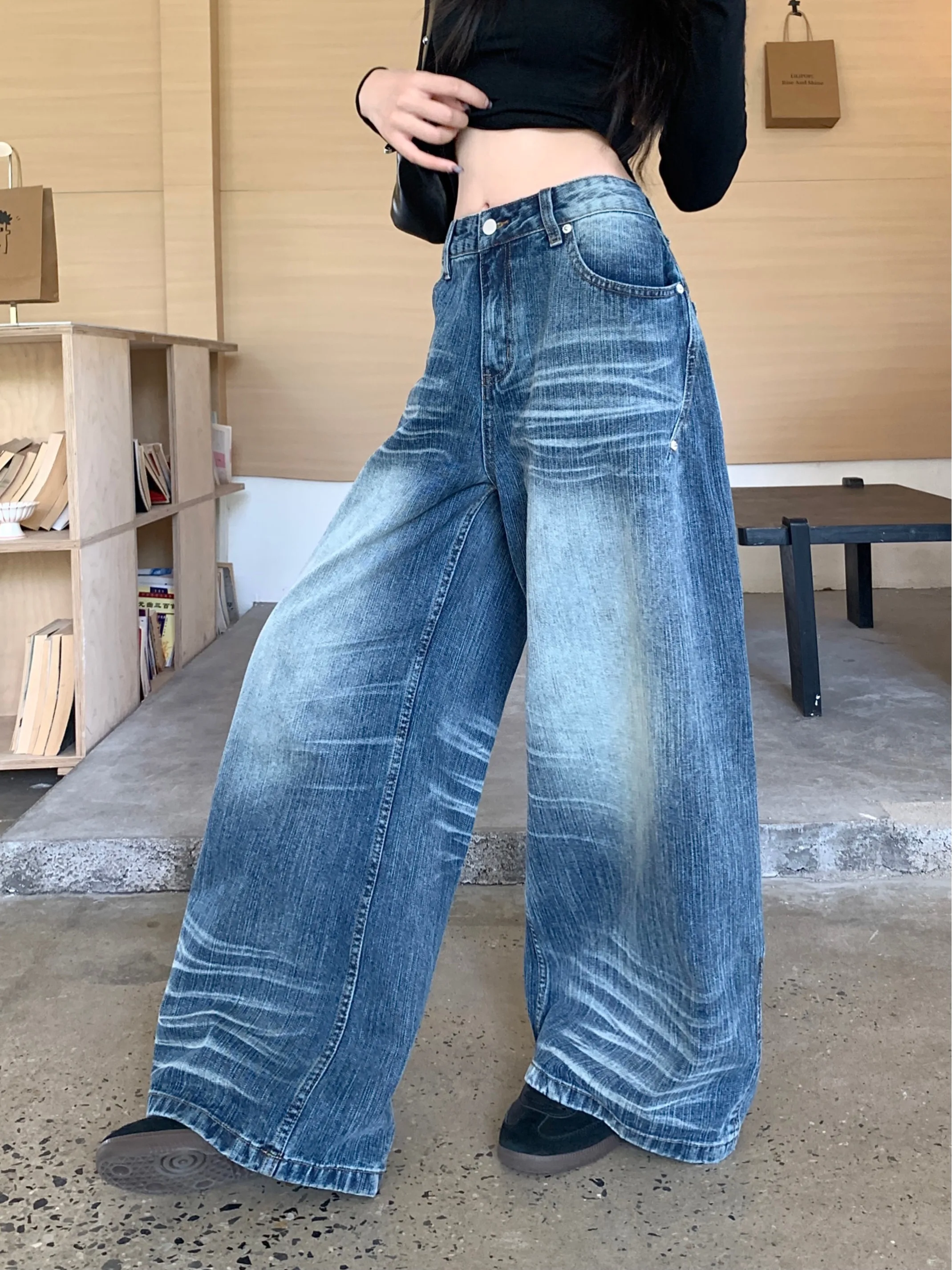 

Retro American Blue Jeans Women's Loose Wide Leg Pants Machine Embroidery Faded Effect Spring Season Ladies Fashion