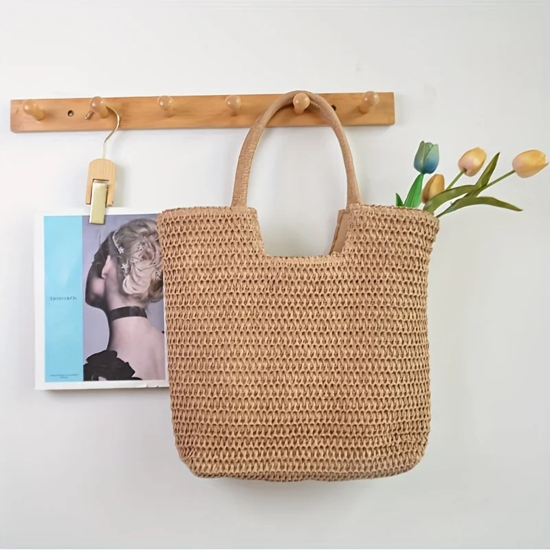 

Trendy Large-Capacity Woven Tote Bag for Women, High-End Straw Beach Bag with Summer Vacation Style