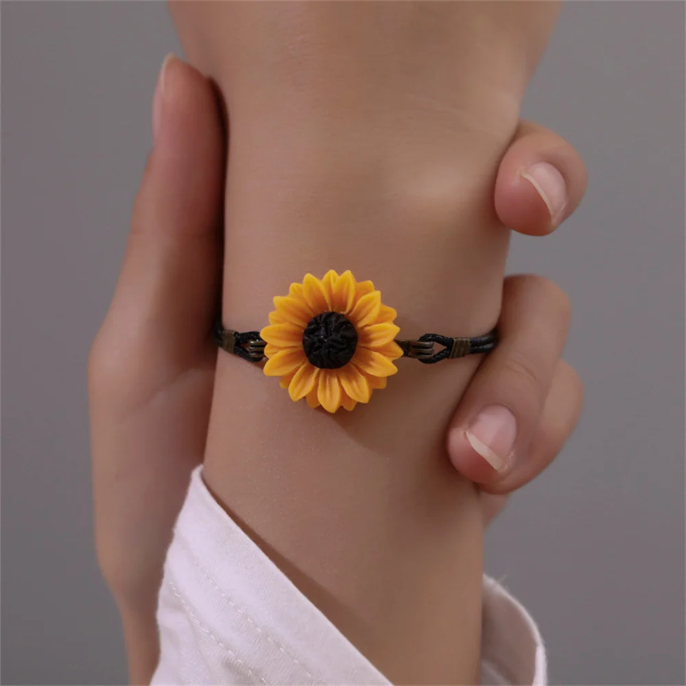 Cute Sunflower Bracelet Jewelry For Women Dainty Daisy Charm Rope Woven Lucky Friendship Party Jewelry Accessories Gift