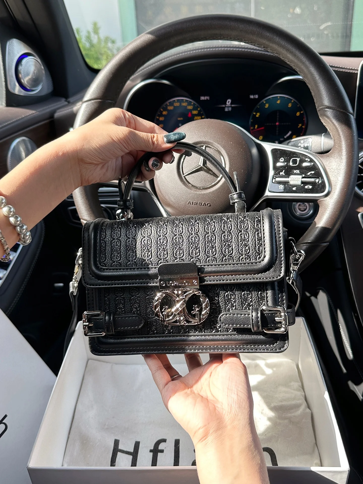 sac-a-main-de-luxe-hflash-avec-chaine-gaufree-sac-a-bandouliere-polyvalent-et-tendance-pour-femme-petit-sac-carre-a-main-pour-les-trajets-quotidiens