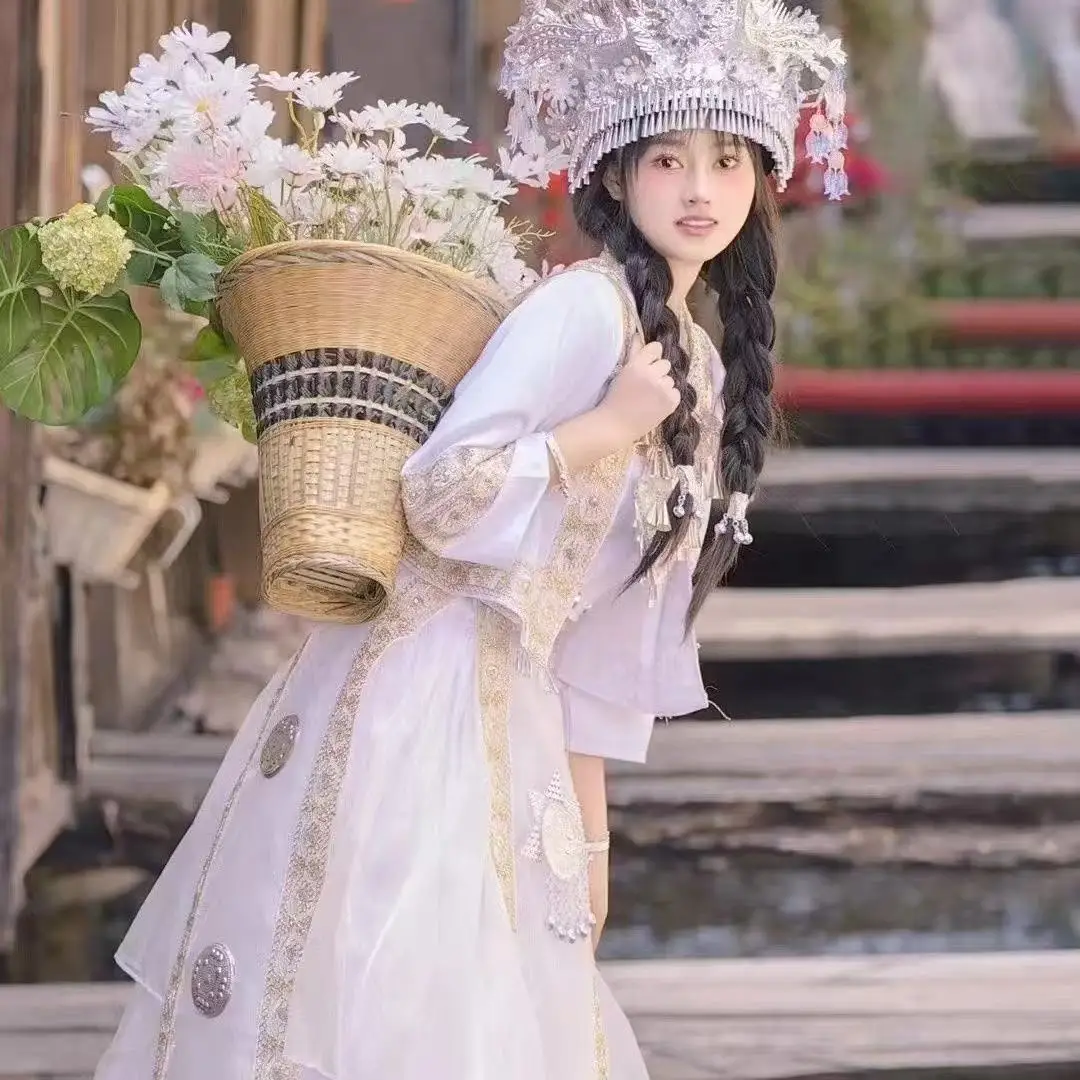 2026 Spring New Hmong Costume Women's Traditional Chinese Clothes Carnival Miaojiang Girls Cosplay Costume Han Suits Female