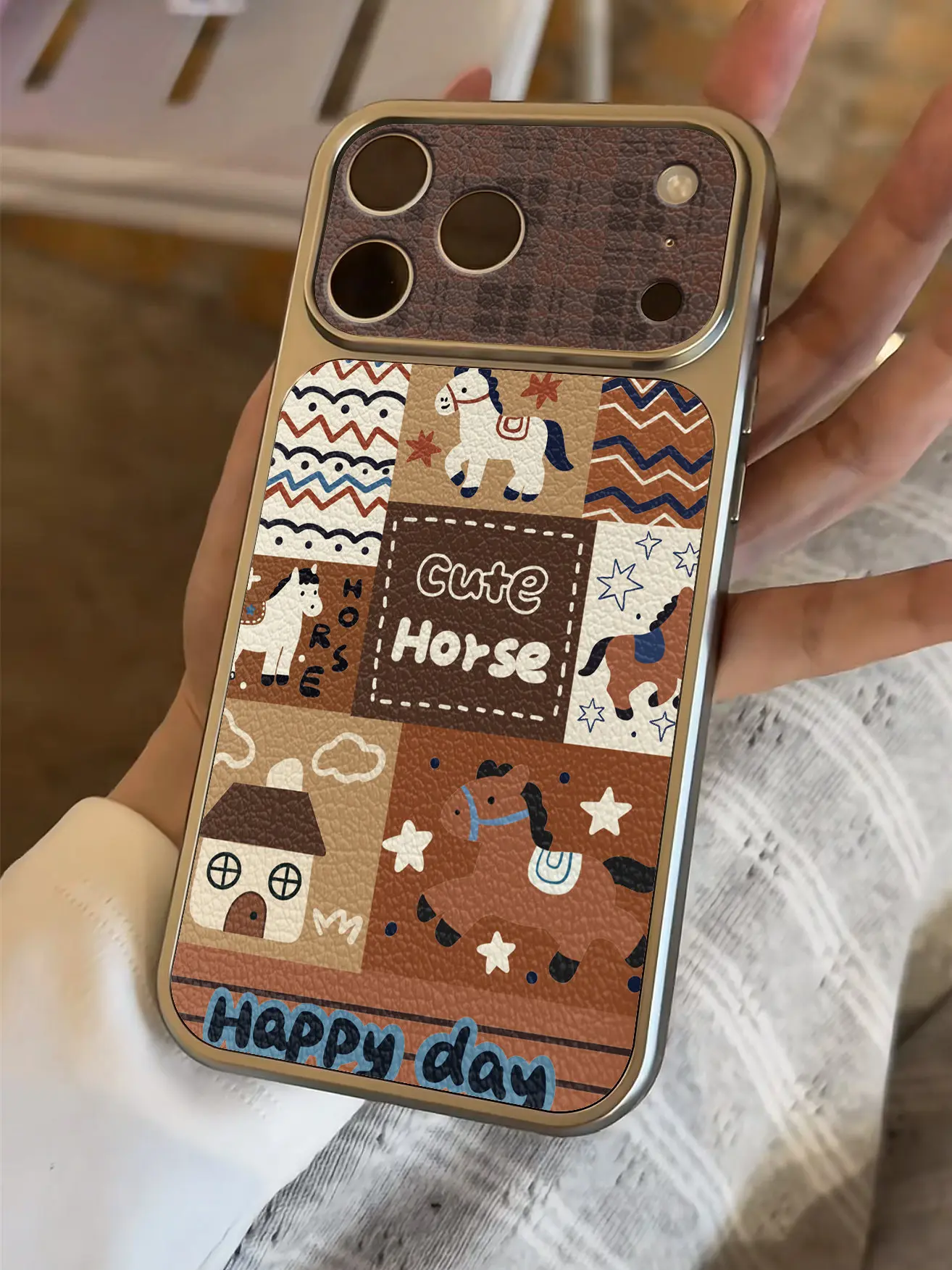 Koreanische Niedliche Welpen-Karo-Imitat 17 Handyhülle für iPhone 13 14 15 16 17 Pro Max 17Pro, Galvanisierter Stoßfänger, Stoßfeste Lederhülle – Detail 10