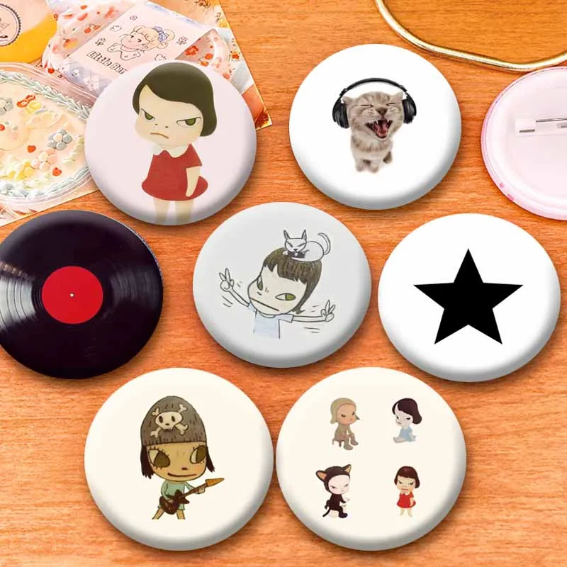 Creative Funny Cartoon Brooch Cute Vintage Kitten with Headphones Enamel Pin Knife Duck Badge Clothing Backpack Jewelry Ornament