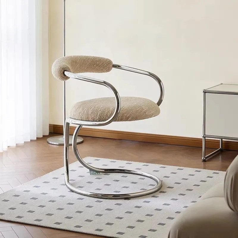 Medieval Bauhaus Designer Dining Chair Nordic Creative Snake Chair Home Restaurant Leisure Backrest Armchair