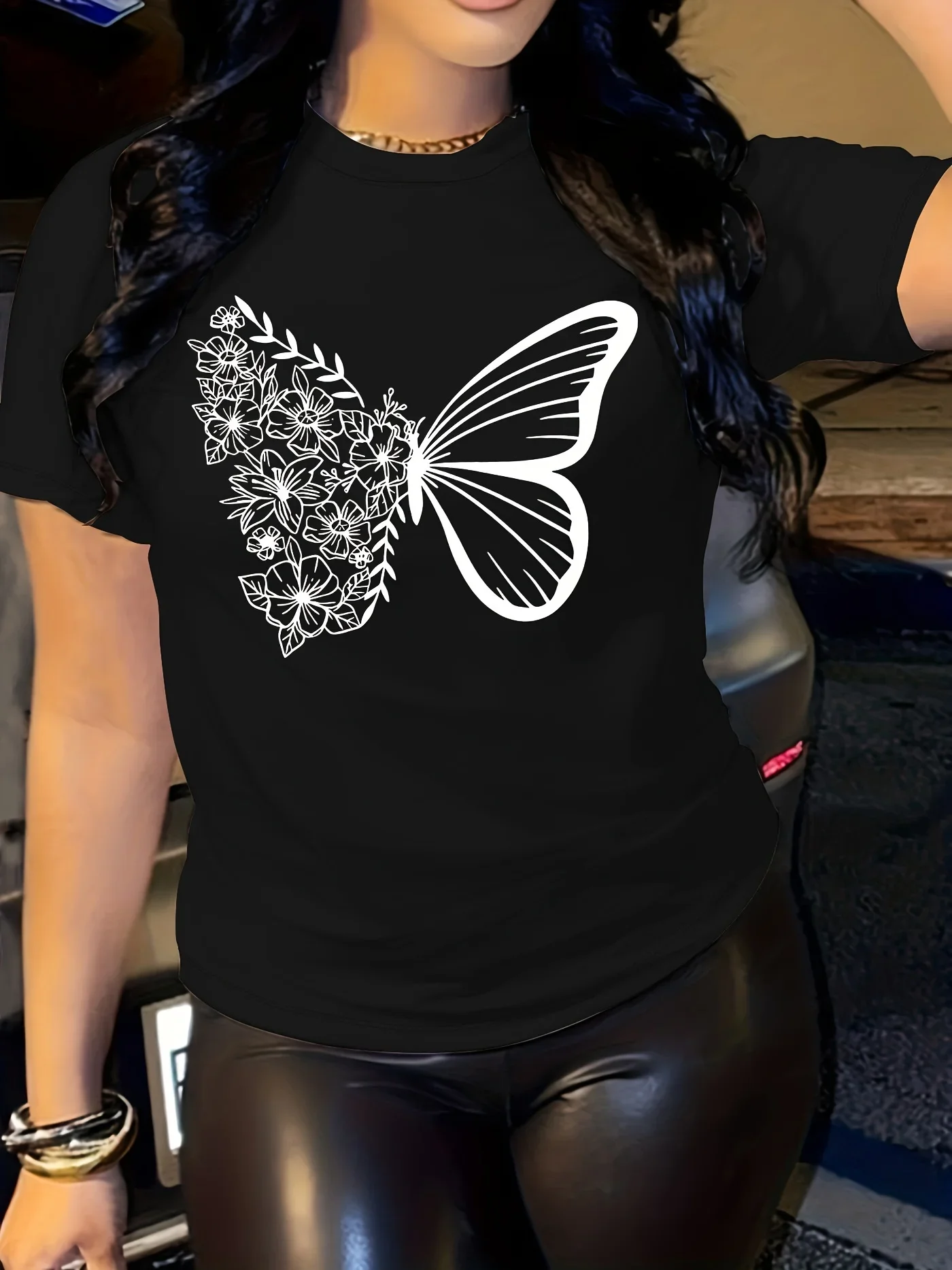 Butterfly printed T-shirt short sleeved round neck casual top summer and spring women's clothing