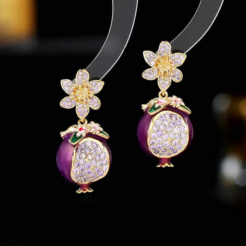 

Creative Design With High-End Fruit Earrings, Light Luxury Style, Oil Drop Micro Inlay Process, Zircon Inlaid Flower Pomegranate