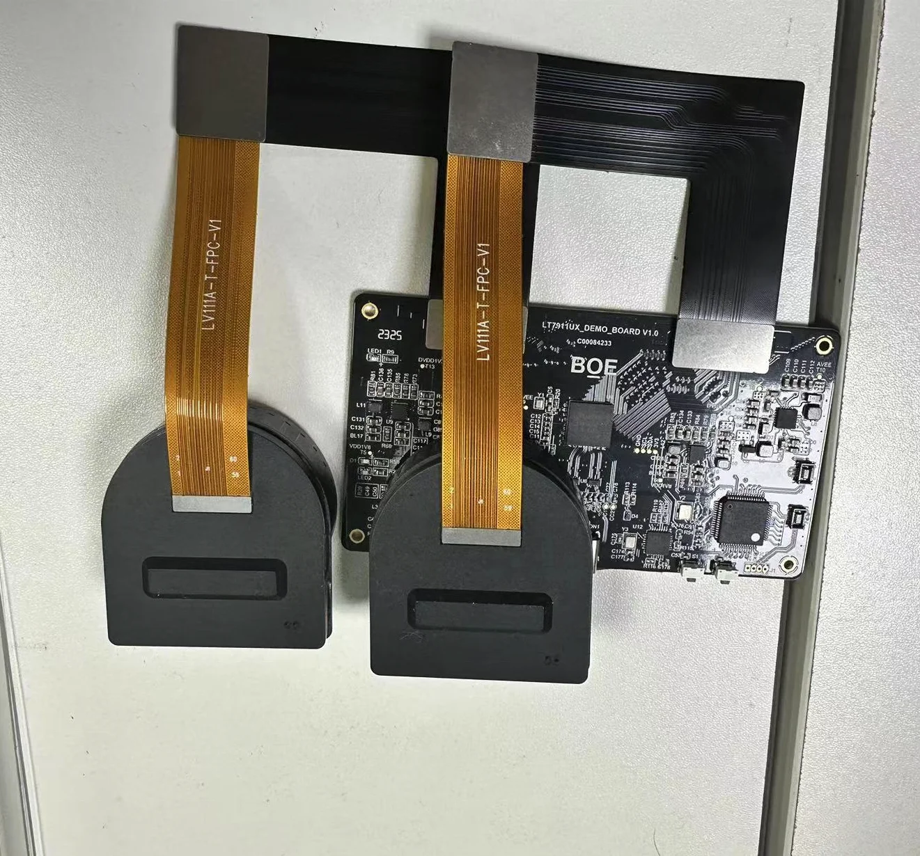 

1.35'' Micro OLED-модуль с оптикой Pancake, тонкий дизайн, 4K VR-модуль для очков VR/MR