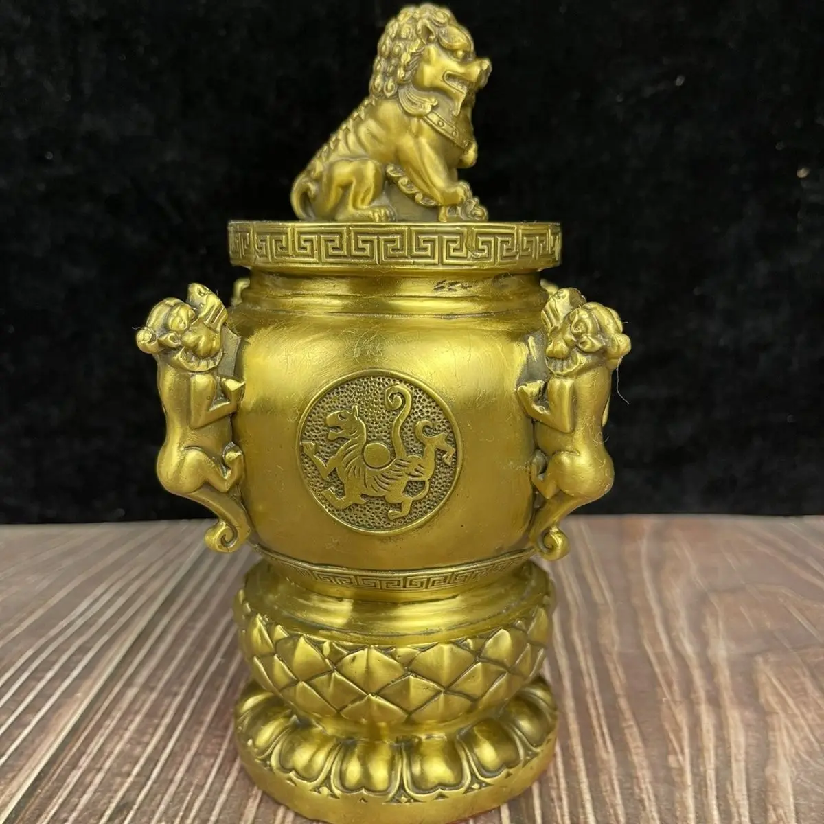 Golden color lion four gods array pixiu Statue Sculpture Figurines Home Garden Decoration Statues For House