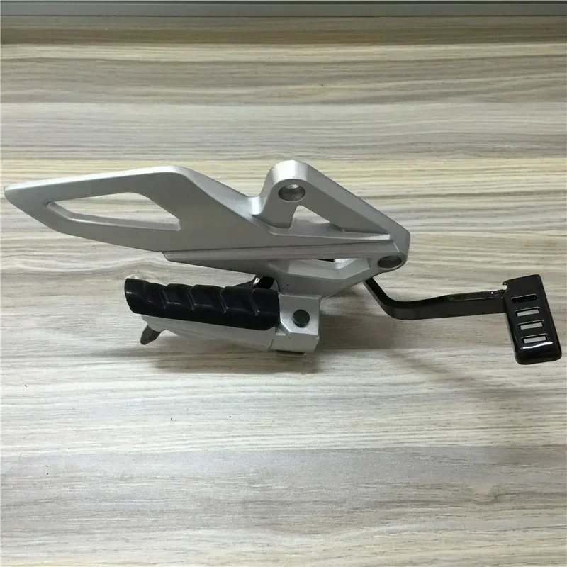 

Для мотоцикла Loncin GP LX150-56-MF обновленный лидер правого основной части, бесплатная доставка подставки для ног