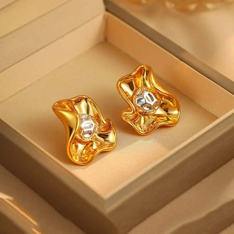 

Retro Hong Kong style irregular petal stud earrings light luxury wrinkled silk flower fashion earrings