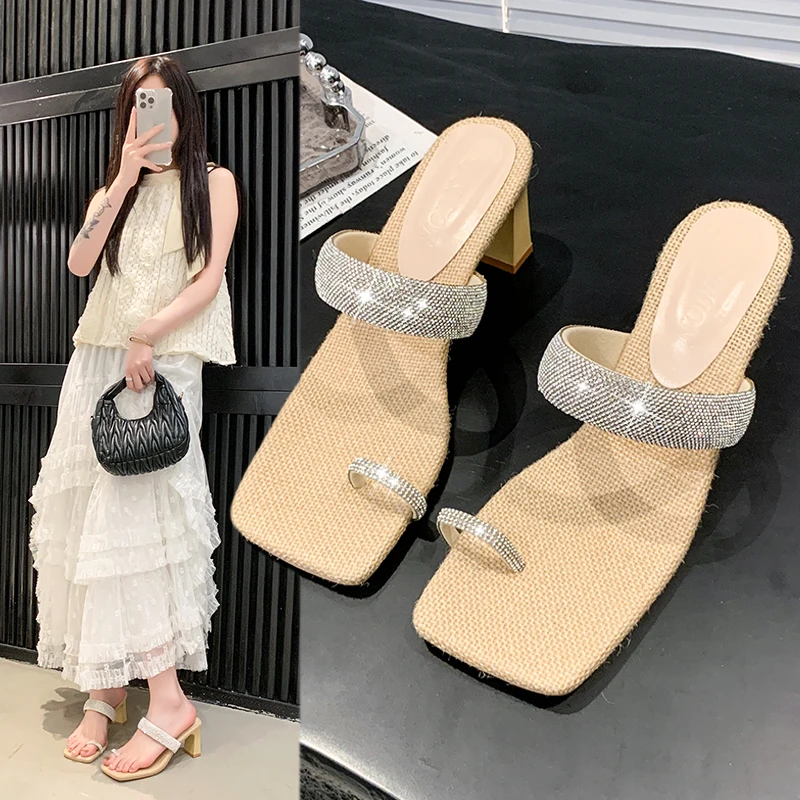 

Женская современная обувь на высоком каблуке, новые летние женские сандалии из искусственной кожи со стразами и золотыми тонкими каблуками, модные вечерние женские сандалии