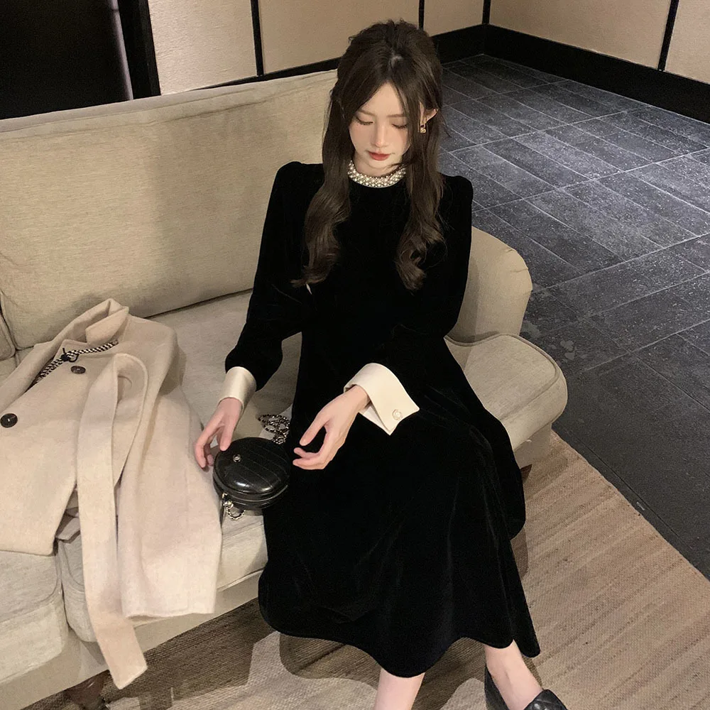 Spring New Korean Mini Princess Dress Ladies Temperament Pearl O Neck Black Velvet Dress Mujer Elegant Pretty Women\'s Dresses