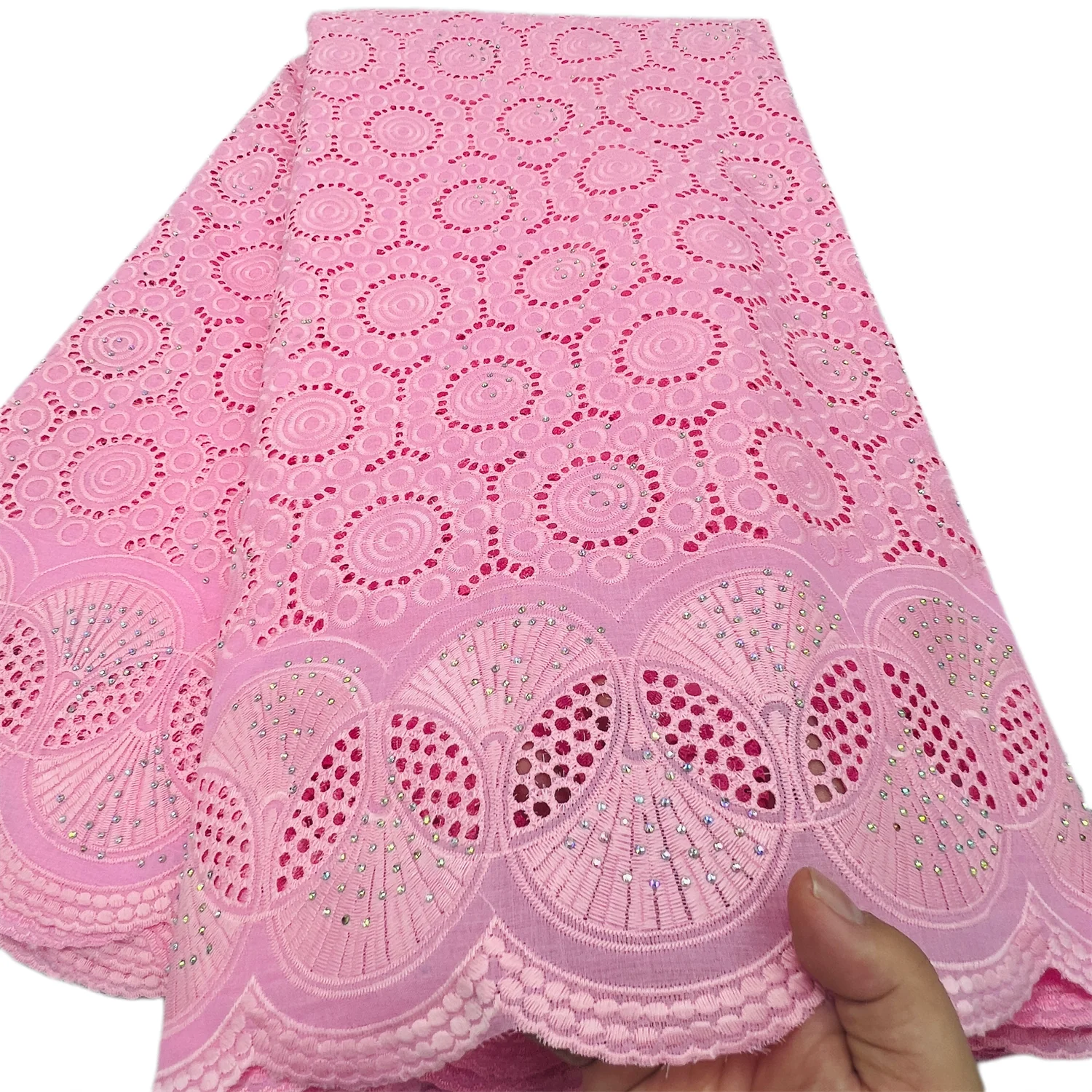 

Circle Style Hollow Out High Quality Swiss Voile Lace In Switzerland 100% Cotton Stones Dress Lace Fabric For Wedding Dresses SS