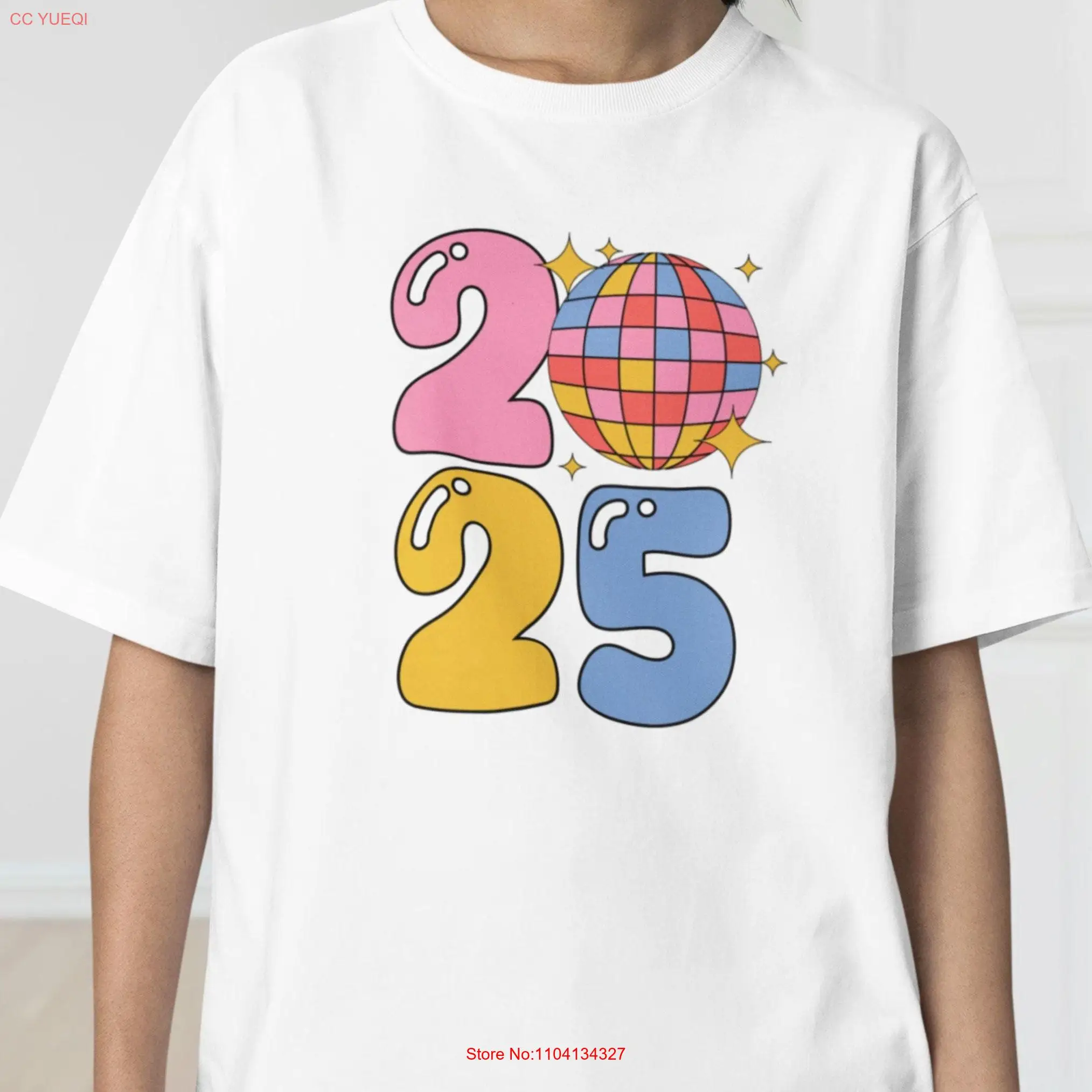 مرحبا 2025 ريترو عيد ميلاد سعيد ورأس السنة الجديدة السعيدة تي شيرت عطلة حفلة جدا وداعًا 2024 بأكمام طويلة أو قصيرة #1