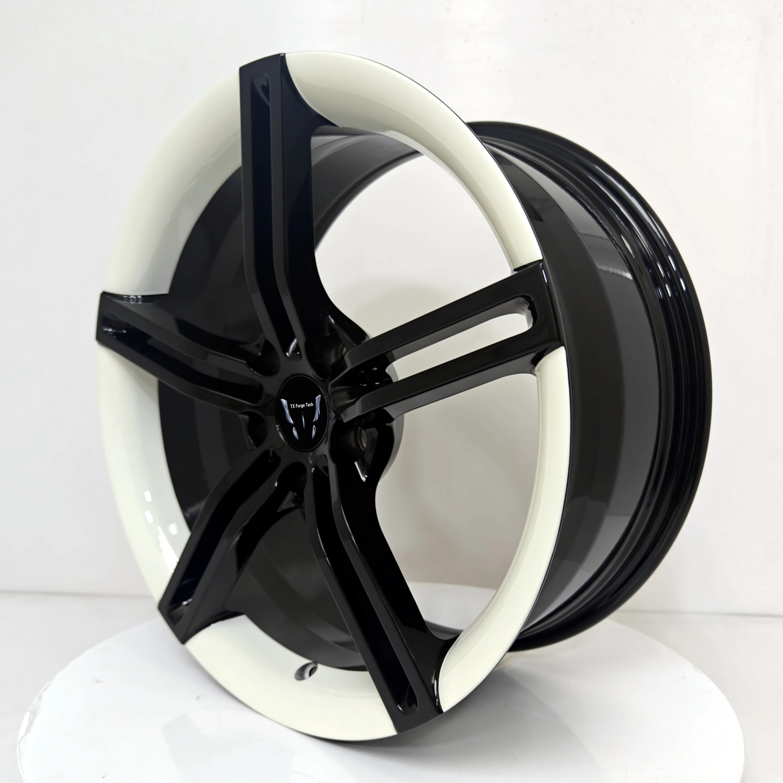 Factory Design Customizable Size Aluminum Alloy Wheels Passenger Car Rims Suv Hub for Vehicle Wheel