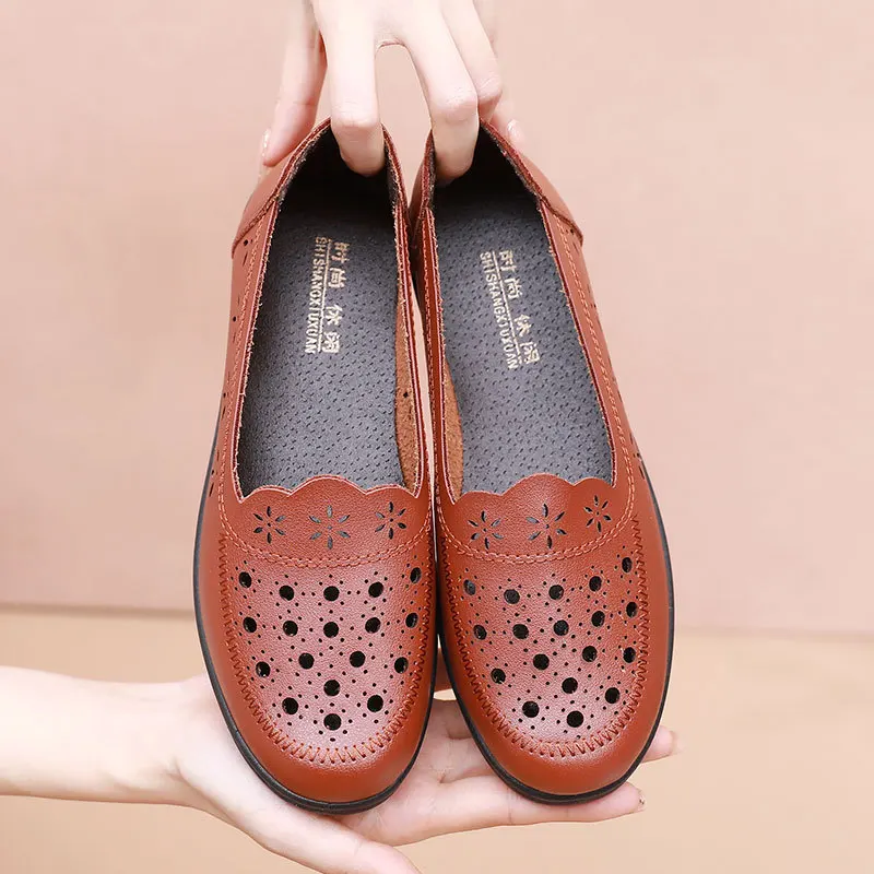 Spring Autumn Leather Casual Breathable Flat Shoes Women's Loafers Shallow Comfort Mom Shoes Ladies Slip On Driving Shoes
