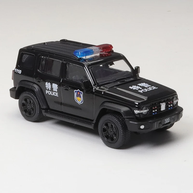 XCARTOYS 1/64 Alloy Cast Model Tank 300 Off Road Edition 2023 Special Police Car Friends Gifts Collect Ornaments Kids Toys Boys